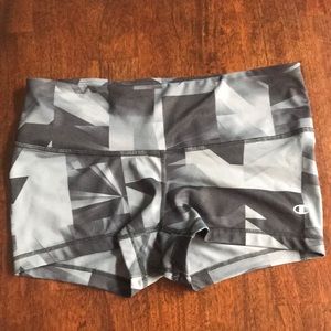 Champion women’s medium short